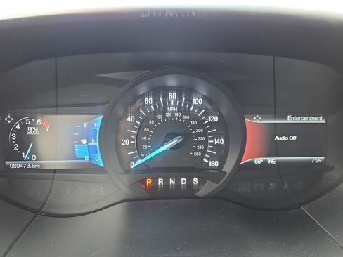 Used 2017 Ford Edge Titanium w/ Equipment Group 301A FWD image 22