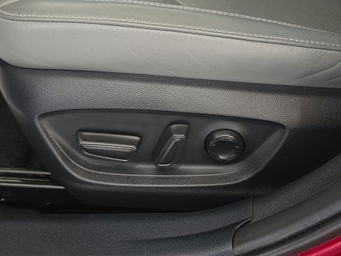 Used 2022 Toyota Avalon Limited w/ Advanced Safety Package FWD image 13