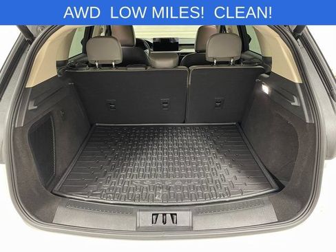 Used 2023 Lincoln Corsair AWD image 24