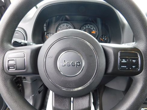 Used 2015 Jeep Compass Sport w/ Power Value Group image 24