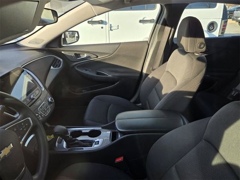 Used 2023 Chevrolet Malibu LT image 8