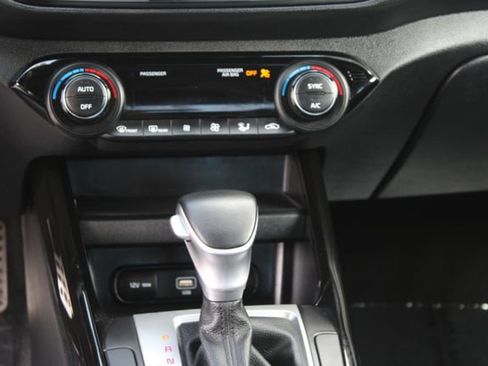 Used 2024 Kia Forte GT-Line FWD image 17