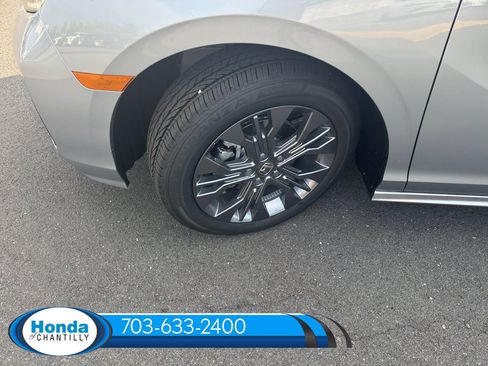 New 2026 Honda Odyssey Touring image 35