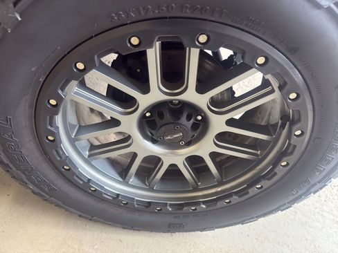 Used 2018 Jeep Wrangler Sport image 31