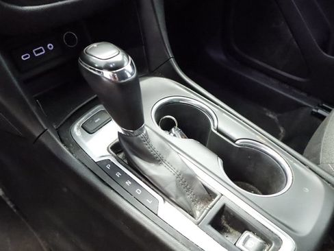 Used 2019 Chevrolet Equinox LT AWD/4WD image 25