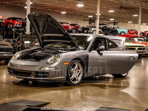 Used 2005 Porsche 911 Carrera S RWD image 42