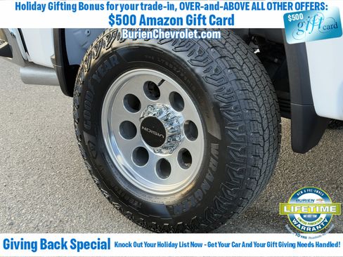 Used 2024 Chevrolet Silverado 2500 LT image 38