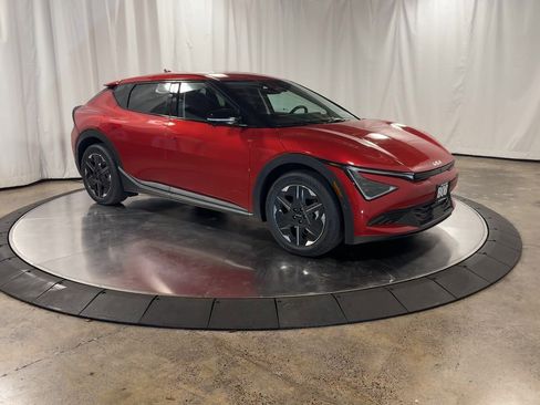 New 2025 Kia EV6 Light image 3