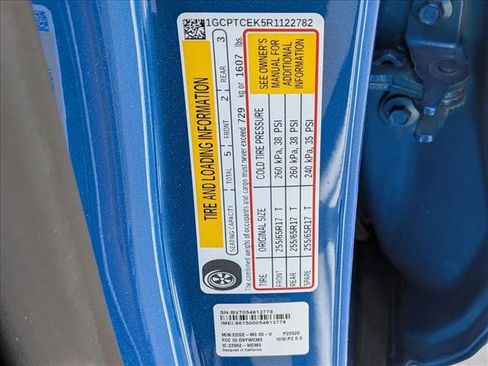 Used 2024 Chevrolet Colorado LT w/ LT Convenience Package II image 18