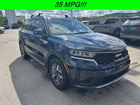 Used 2022 Kia Sorento S AWD/4WD image 1