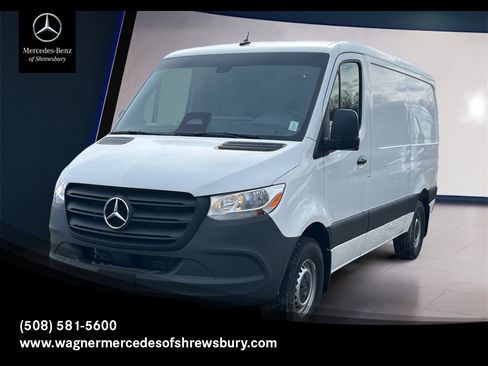 Used 2025 Mercedes-Benz Sprinter 2500 image 1