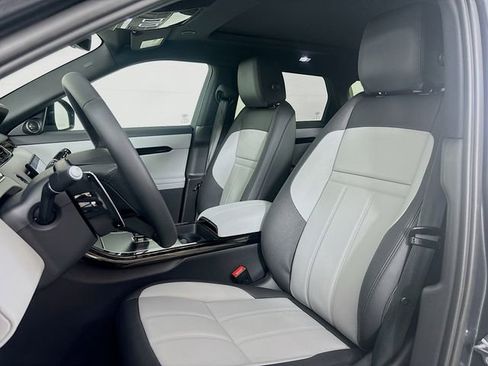 Used 2026 Land Rover Range Rover Evoque Dynamic SE image 22