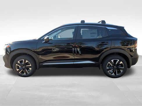 New 2026 Nissan Kicks SV w/ Cold Weather Package AWD/4WD image 12