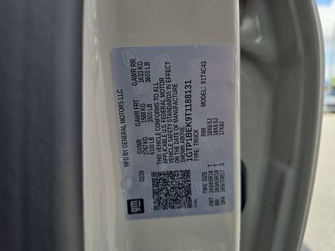 New 2026 GMC Canyon Elevation w/ Convenience Package image 30