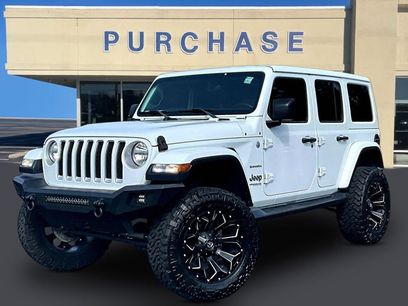 Used 2020 Jeep Wrangler Unlimited Sahara w/ Uconnect 4C Nav & Sound Group