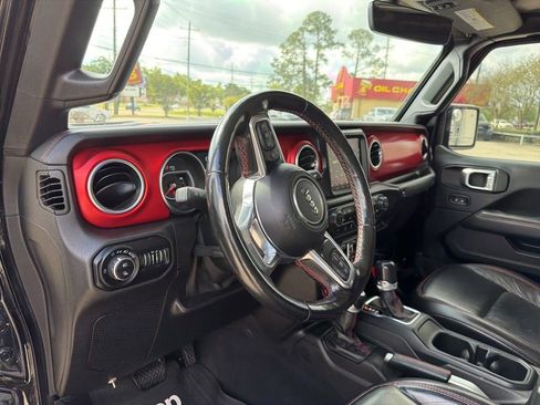 Used 2020 Jeep Gladiator Rubicon AWD/4WD image 14