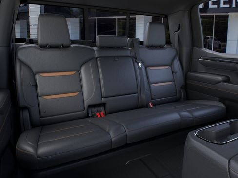 New 2026 GMC Sierra 1500 AT4 w/ AT4 Premium Package AWD/4WD image 17