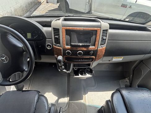 Used 2013 Mercedes-Benz Sprinter 3500 image 41