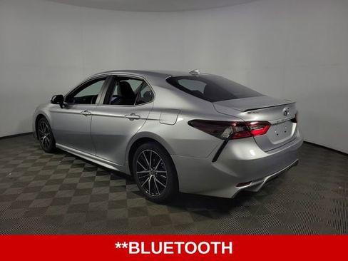Used 2023 Toyota Camry SE image 7
