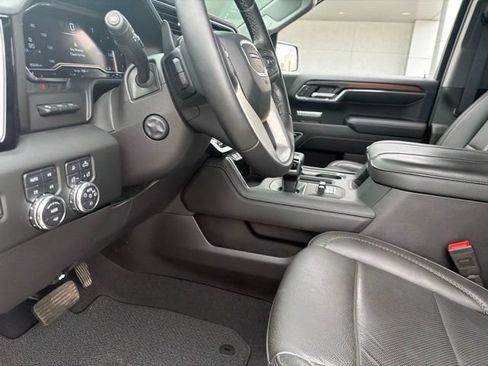 Used 2024 GMC Sierra 1500 Denali w/ Technology Package AWD/4WD image 49