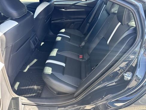 Used 2026 Toyota Camry SE image 19