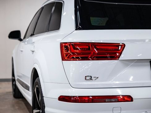 Used 2019 Audi Q7 3.0T Prestige w/ Prestige Package AWD/4WD image 28