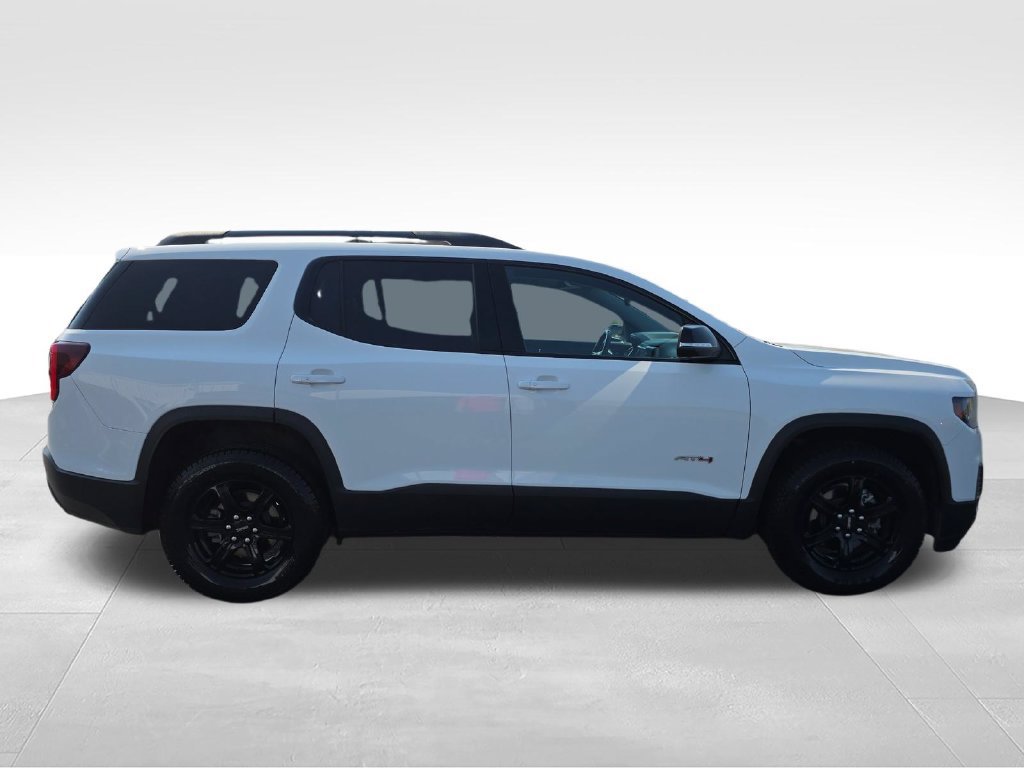 Used 2022 GMC Acadia AT4 w/ Technology Package AWD/4WD image 6