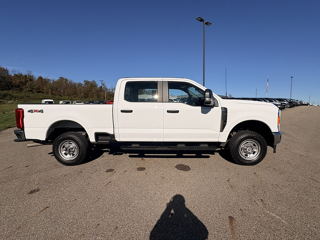Used 2023 Ford F250 XL w/ Snow Plow/Camper Package AWD/4WD image 6