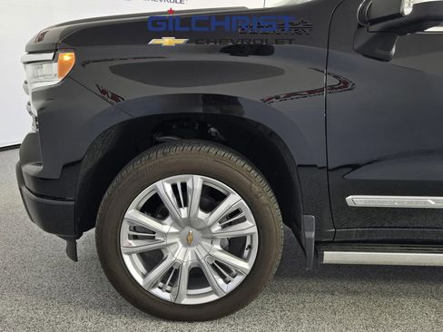 New 2025 Chevrolet Silverado 1500 High Country w/ High Country Premium Package image 6