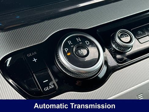 Used 2025 Ford Expedition Active AWD/4WD image 28