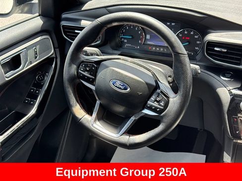 Used 2023 Ford Explorer ST-Line w/ Class IV Trailer Tow Package AWD/4WD image 19
