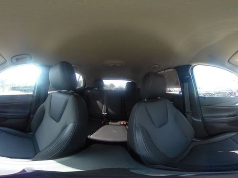 Used 2025 Buick Encore GX Preferred image 40