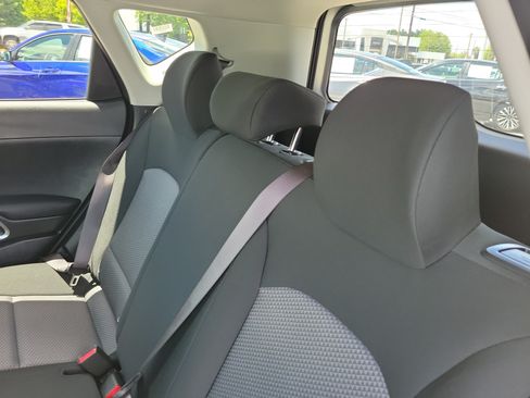 Certified 2025 Kia Soul LX FWD image 11