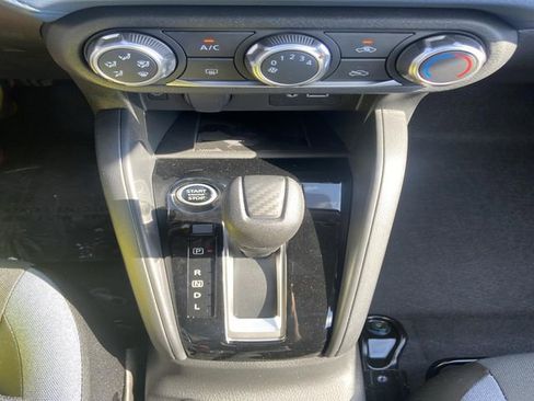 New 2025 Nissan Versa SV w/ Trunk Package image 19