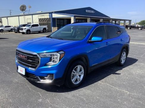 Certified 2024 GMC Terrain SLE w/ Driver Convenience Package FWD image 1