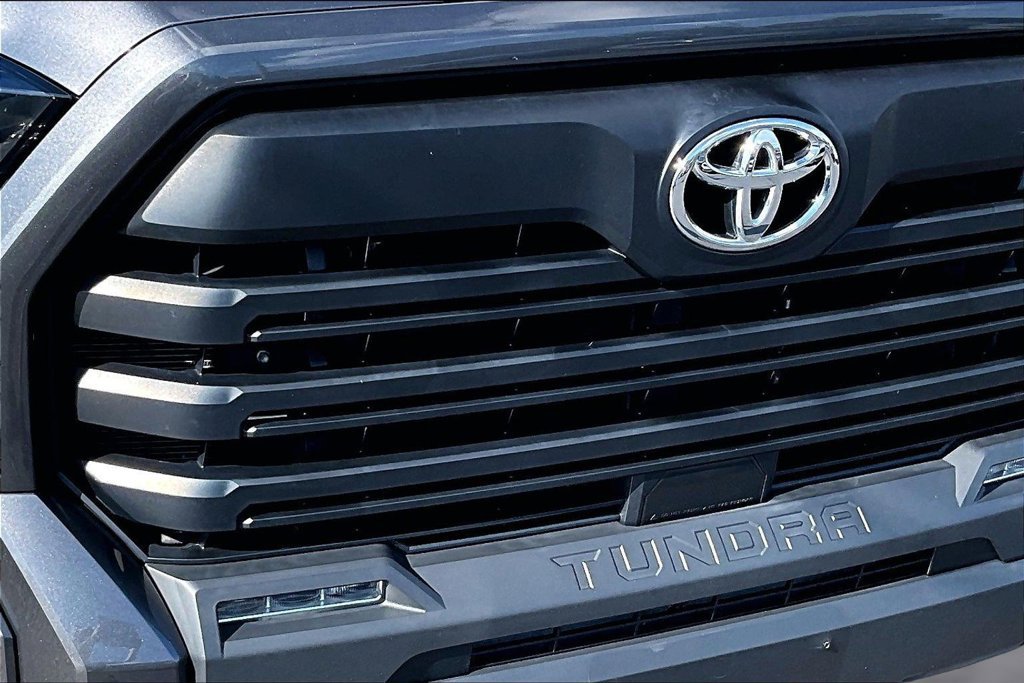 Used 2024 Toyota Tundra SR5 AWD/4WD image 29