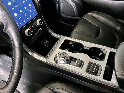 Certified 2021 Ford Edge Titanium image 13