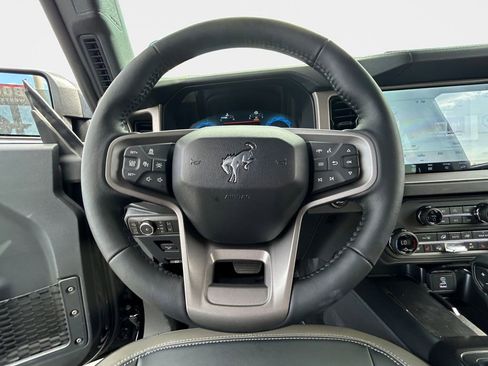 New 2025 Ford Bronco Outer Banks image 37