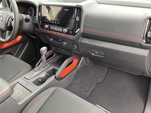 New 2026 Nissan Frontier Pro-X w/ Pro-X Convenience Package RWD image 31