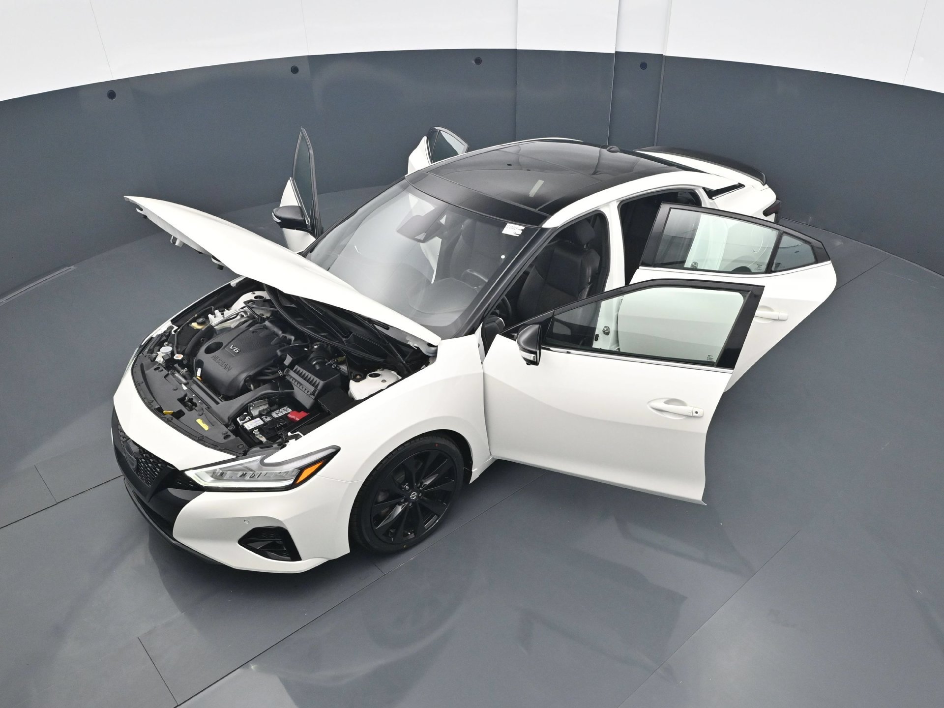 Used 2021 Nissan Maxima SR FWD image 38