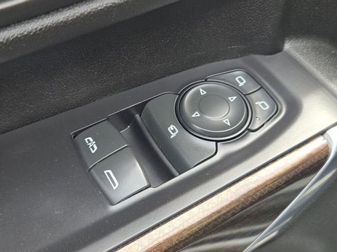 Used 2021 Chevrolet Silverado 3500 LT w/ Convenience Package image 15