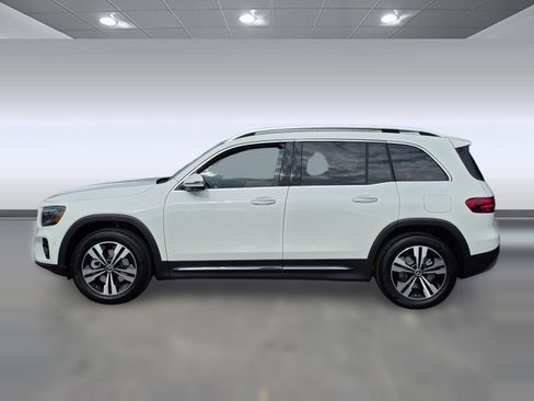 Certified 2026 Mercedes-Benz GLB 250 4MATIC image 2