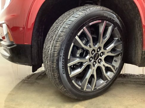 New 2026 GMC Acadia Denali Ultimate w/ LPO, All-Weather Package image 32