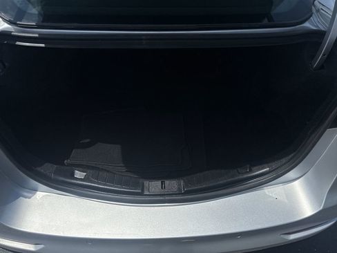 Used 2019 Ford Fusion SE FWD image 24