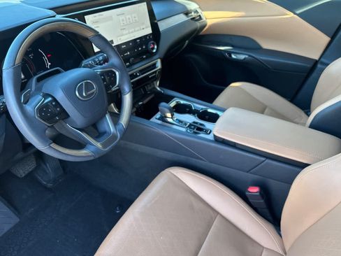 Used 2023 Lexus RX 350 Premium Plus w/ Cold Area Package FWD image 11