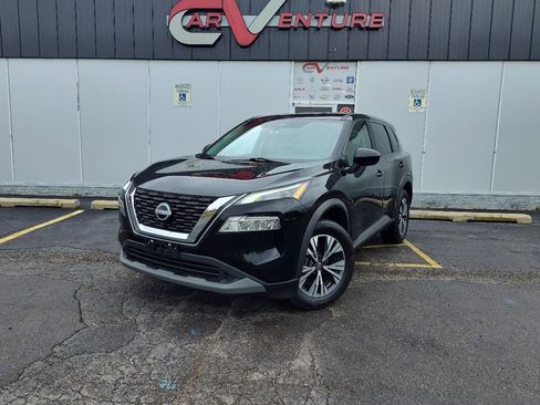Used 2023 Nissan Rogue SV FWD image 1