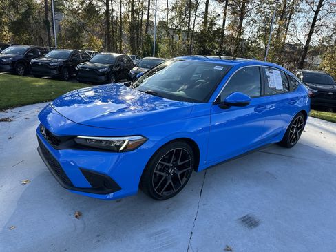 Used 2022 Honda Civic Sport Touring image 5