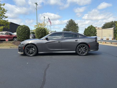 Used 2022 Dodge Charger R/T w/ Blacktop Package RWD image 12