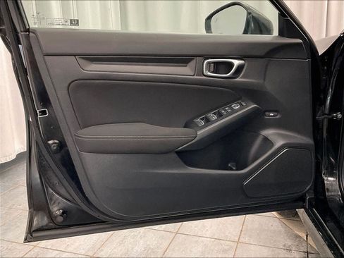 Used 2025 Honda Civic Sport image 9