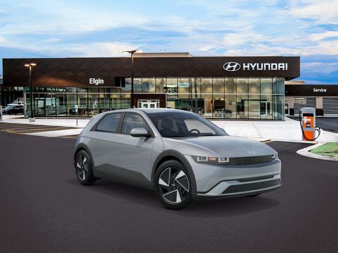New 2026 Hyundai Ioniq 5 SEL AWD/4WD image 2